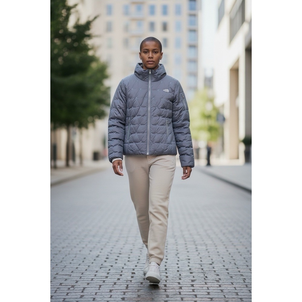 The North Face Women's Silver Down Puffer Jacket Size S Full Zip Coat